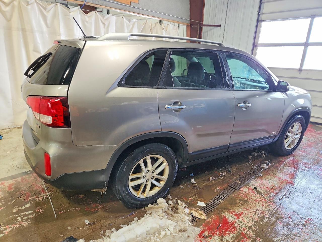 2015 KIA SORENTO
