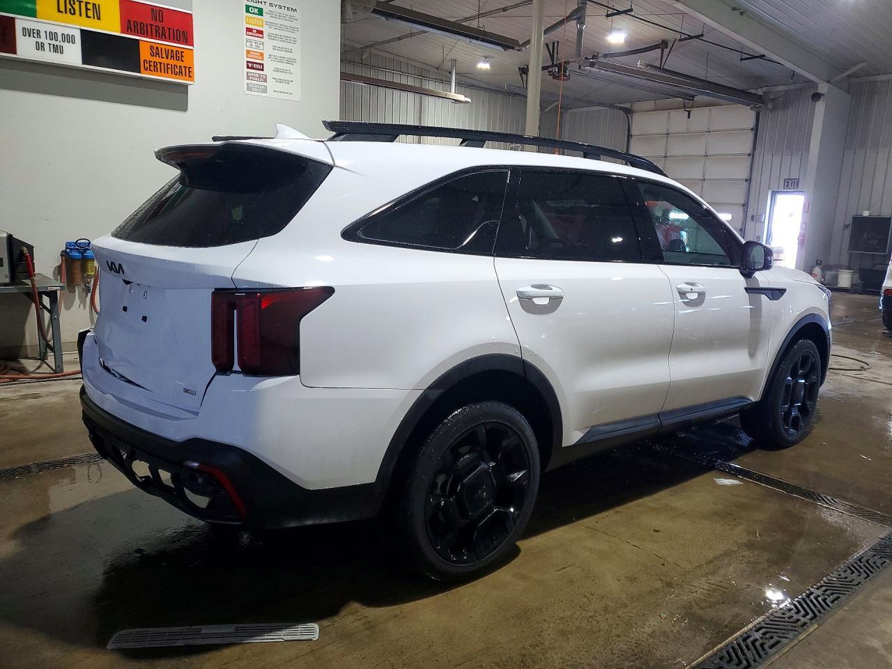 2025 KIA SORENTO