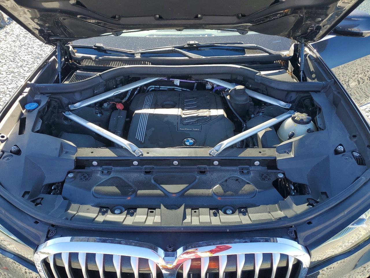 2021 BMW X7