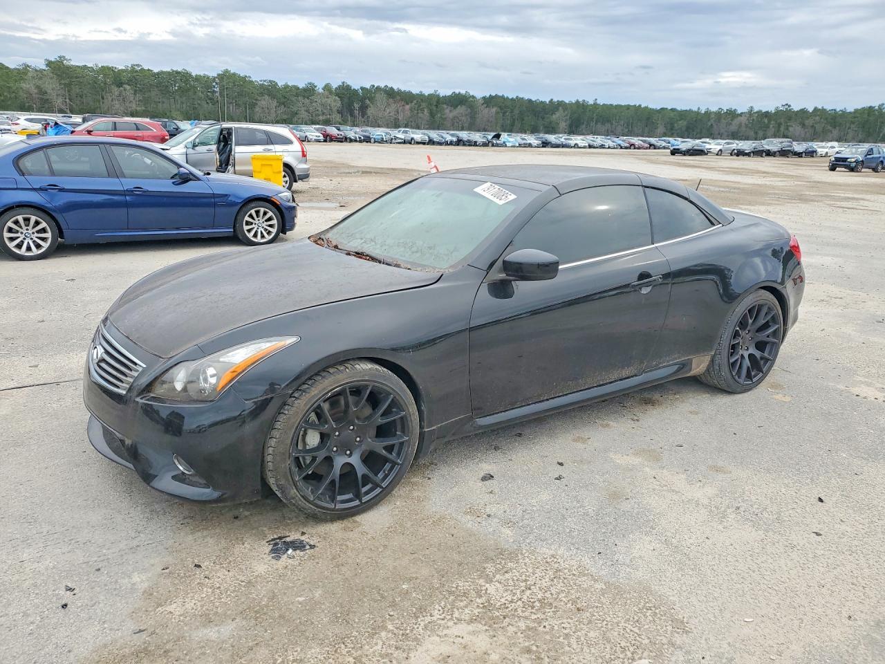 2011 INFINITI G37