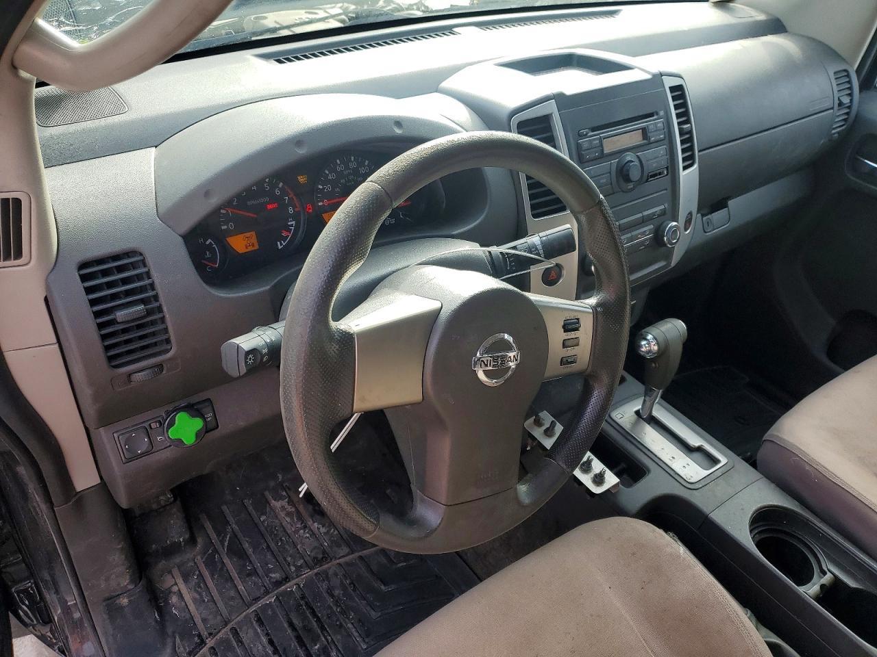 2010 NISSAN Frontier