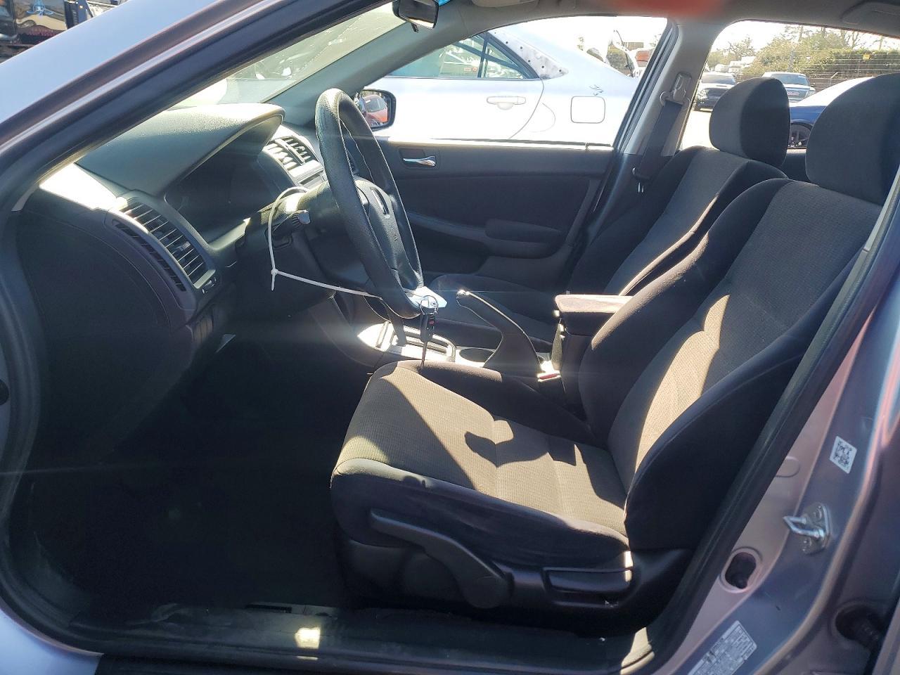 2004 HONDA ACCORD