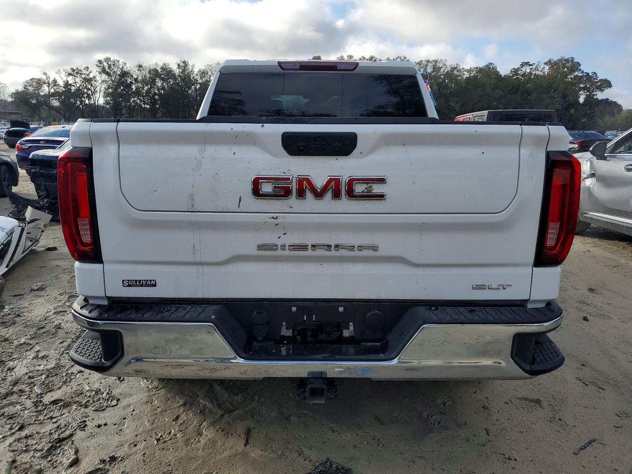 2025 GMC Sierra