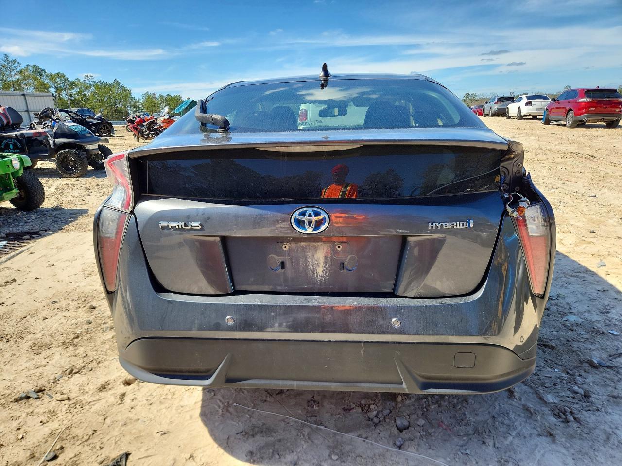 2016 TOYOTA PRIUS