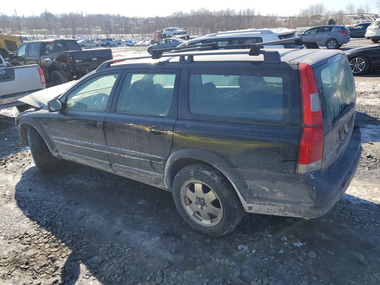 2004 VOLVO XC70