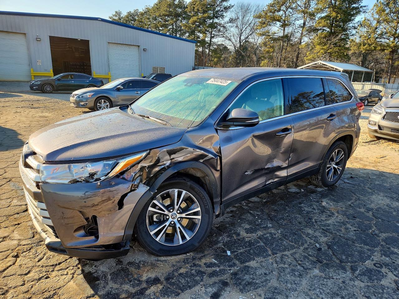2019 TOYOTA HIGHLANDER