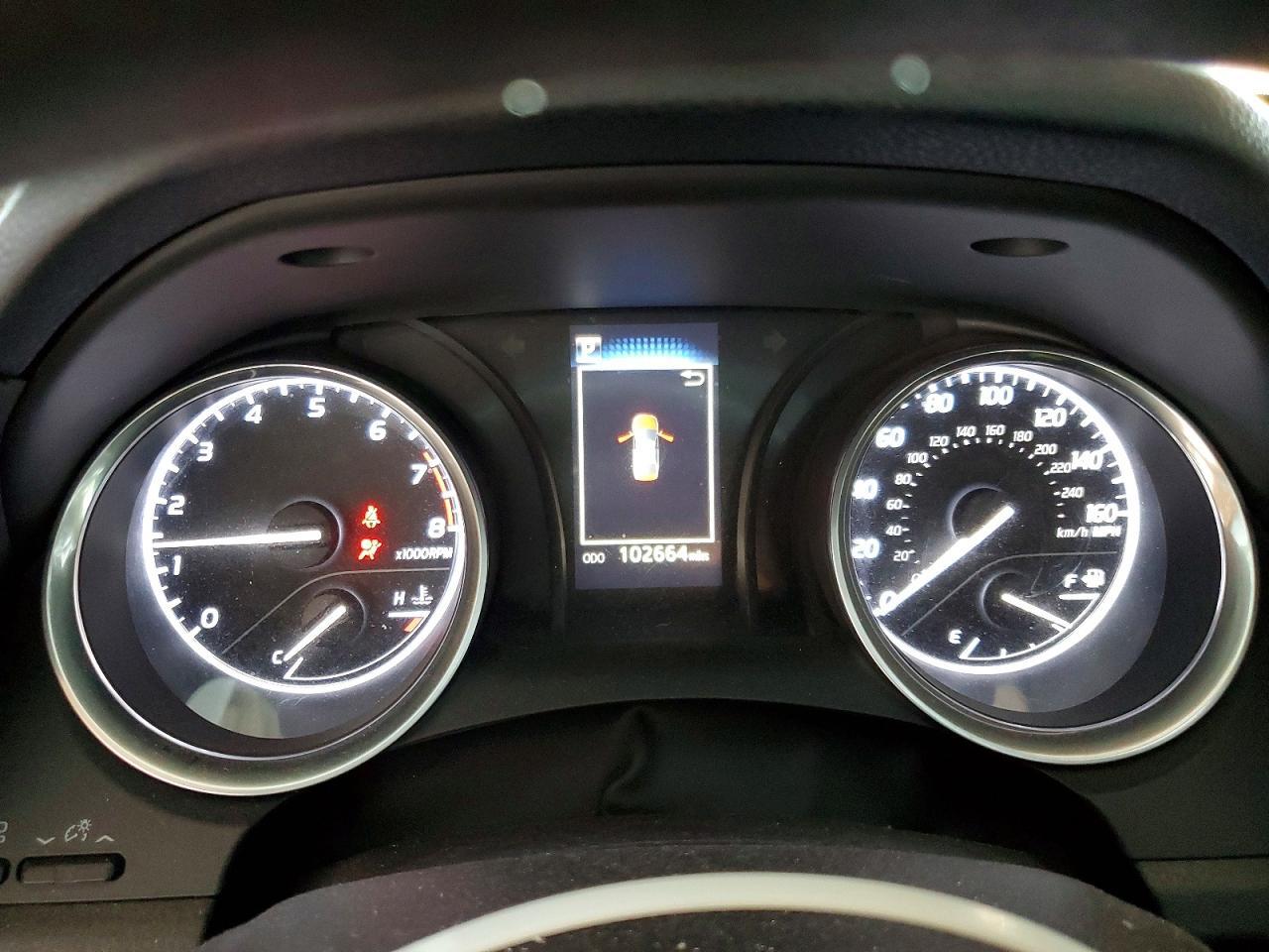 2018 TOYOTA CAMRY