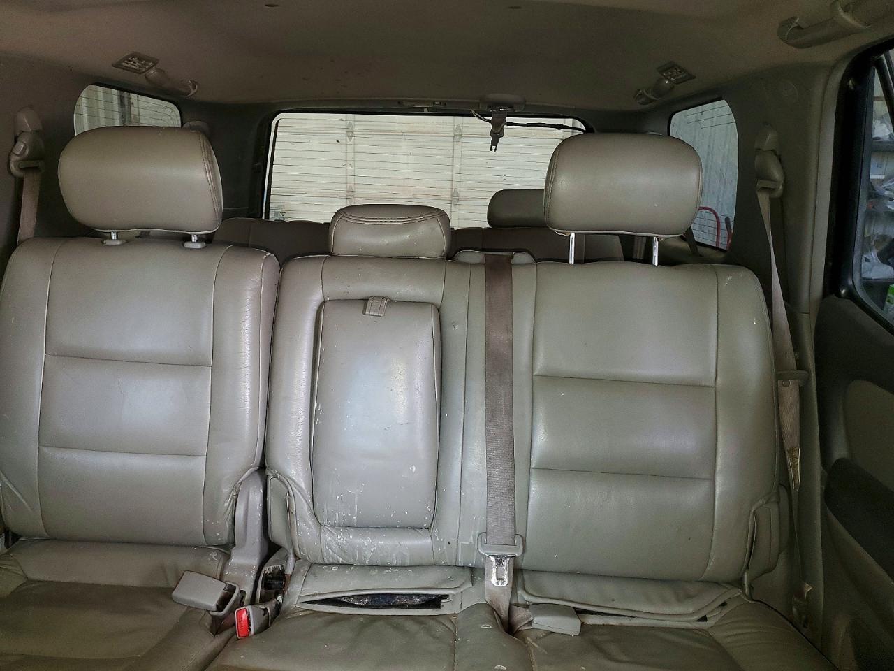 2006 TOYOTA Sequoia