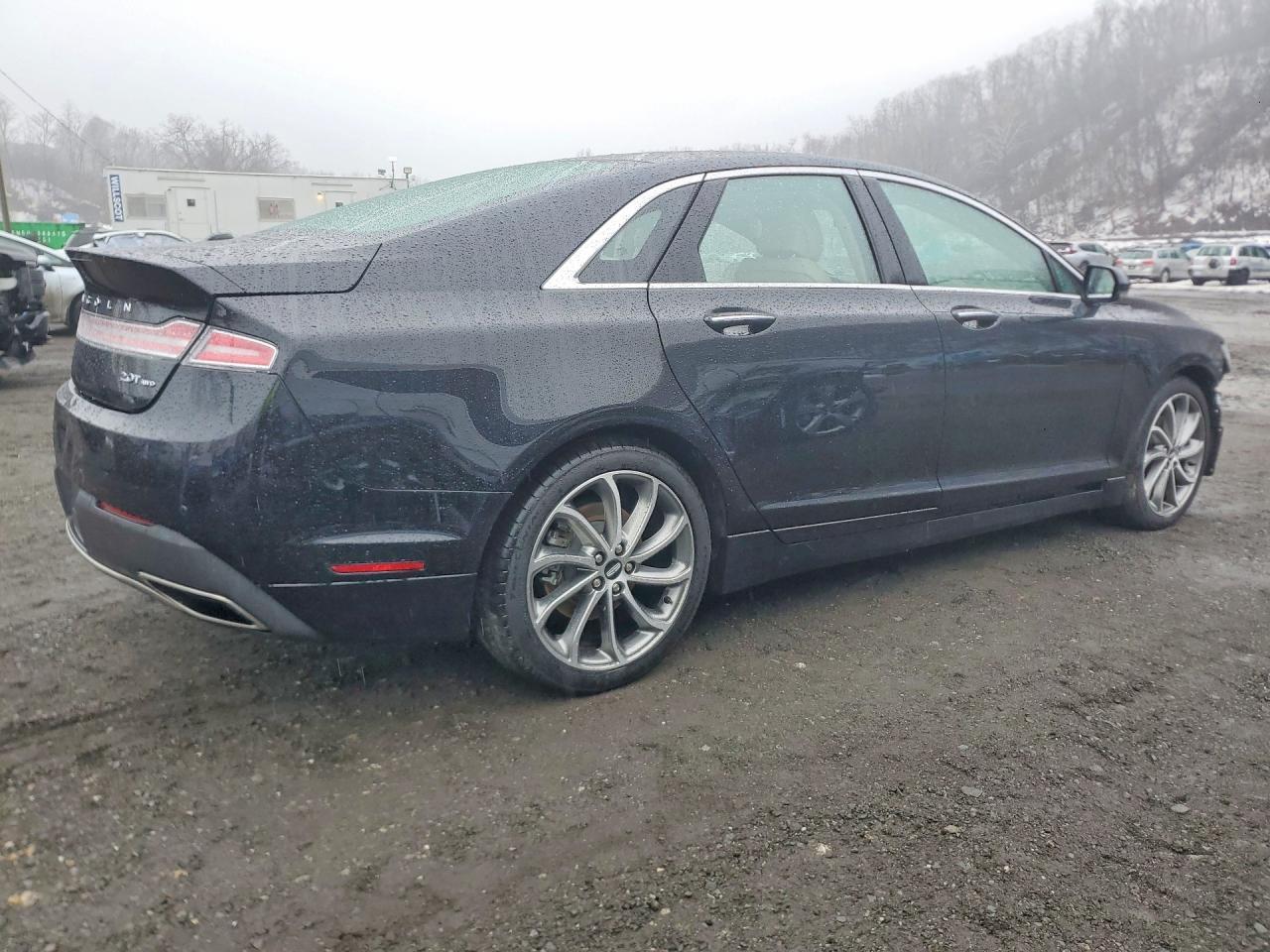2019 LINCOLN MKZ