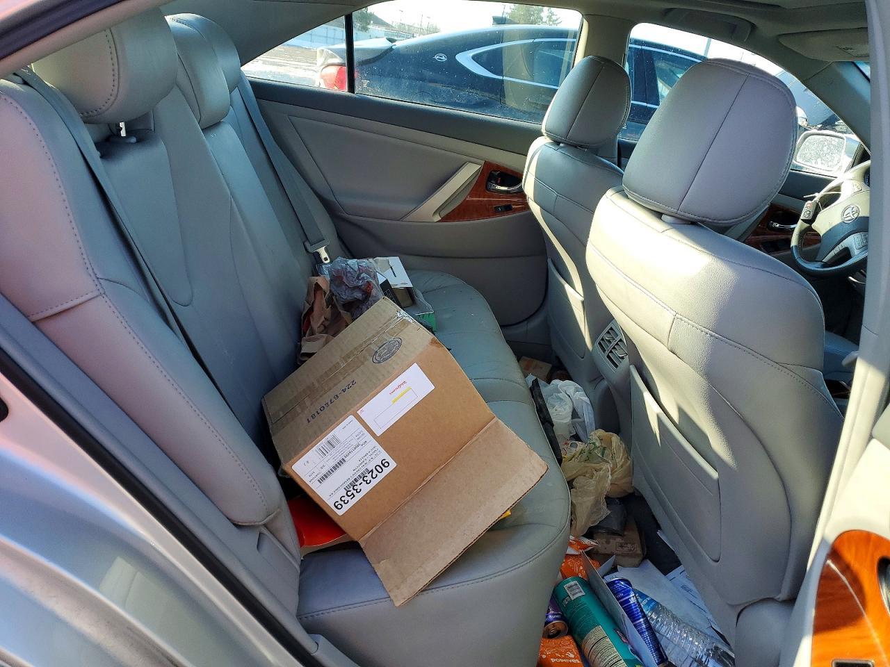 2011 TOYOTA CAMRY