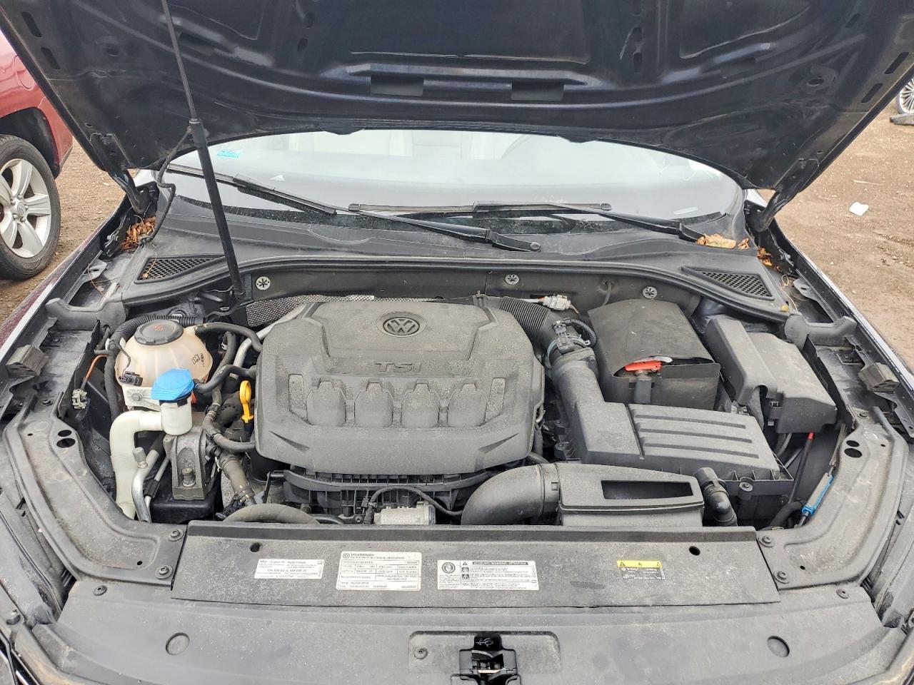 2018 VOLKSWAGEN Passat