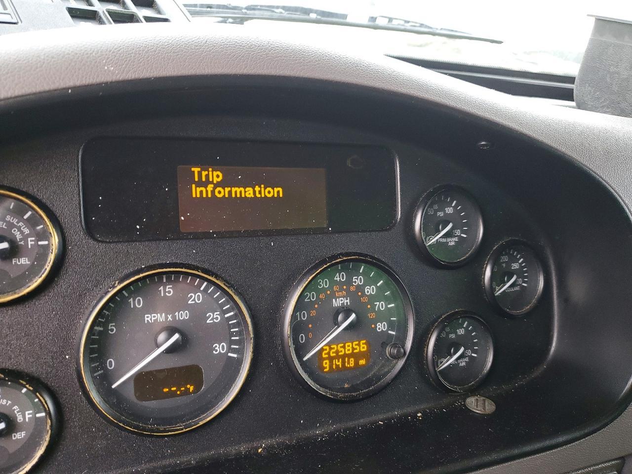 2021 PETERBILT 330
