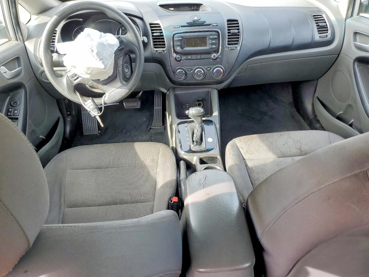 2017 KIA FORTE