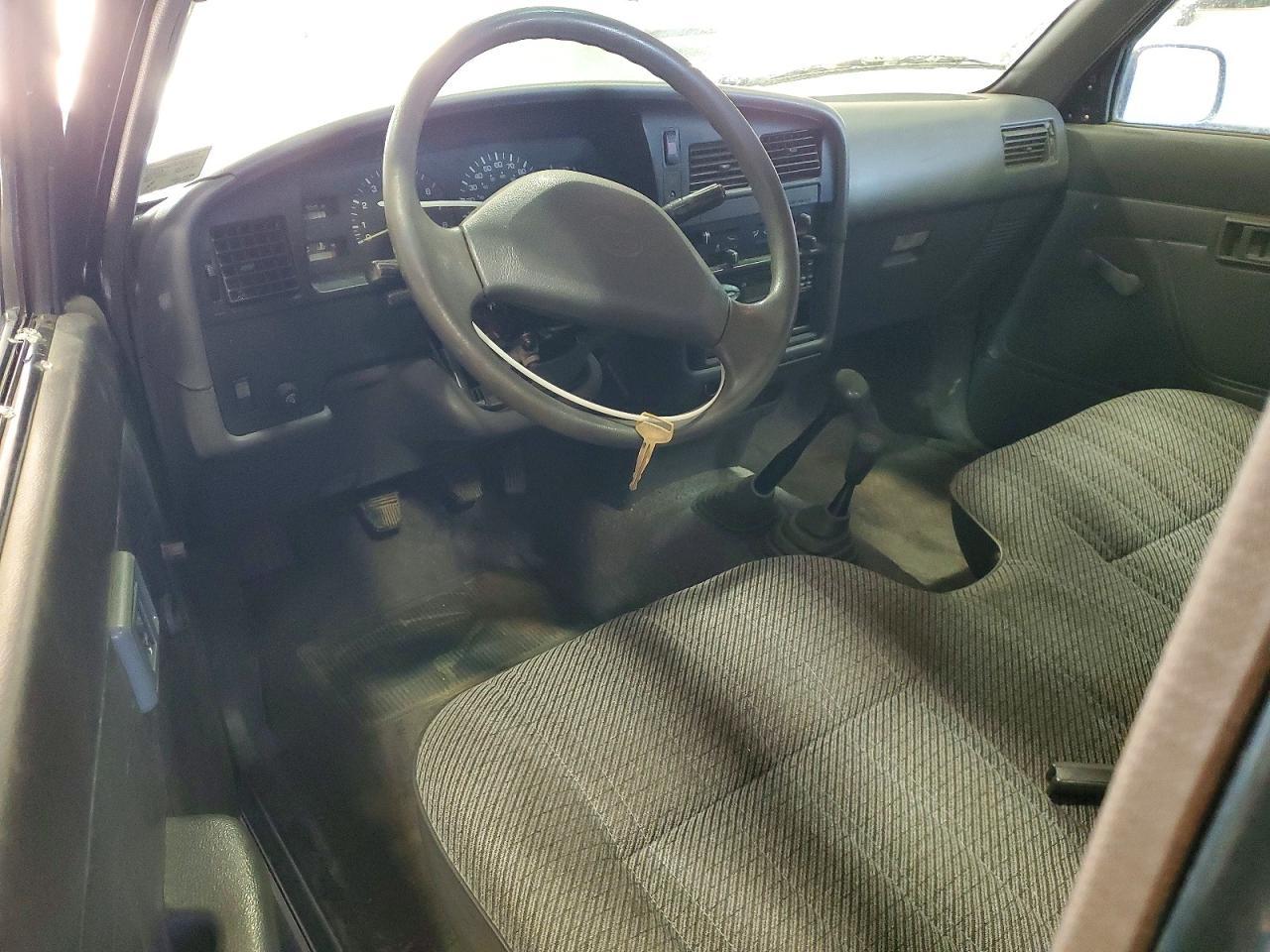1995 TOYOTA Pickup