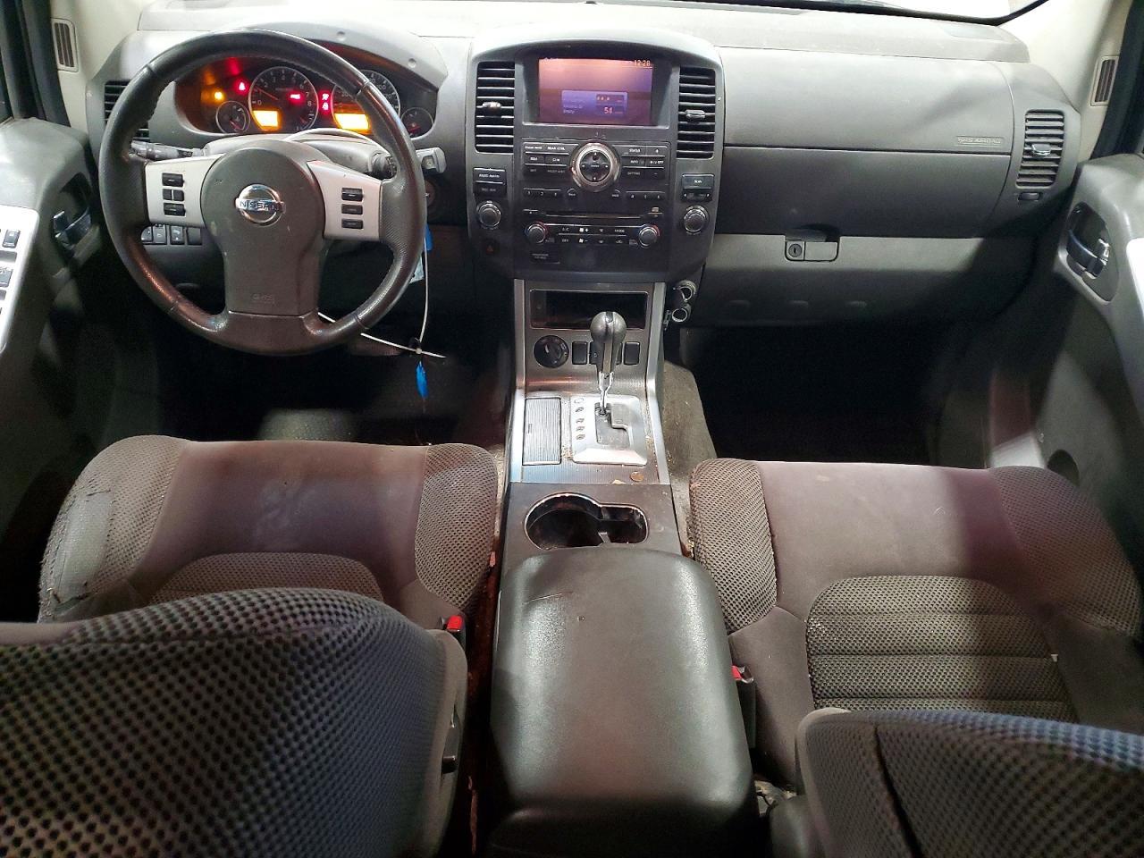 2012 NISSAN PATHFINDER