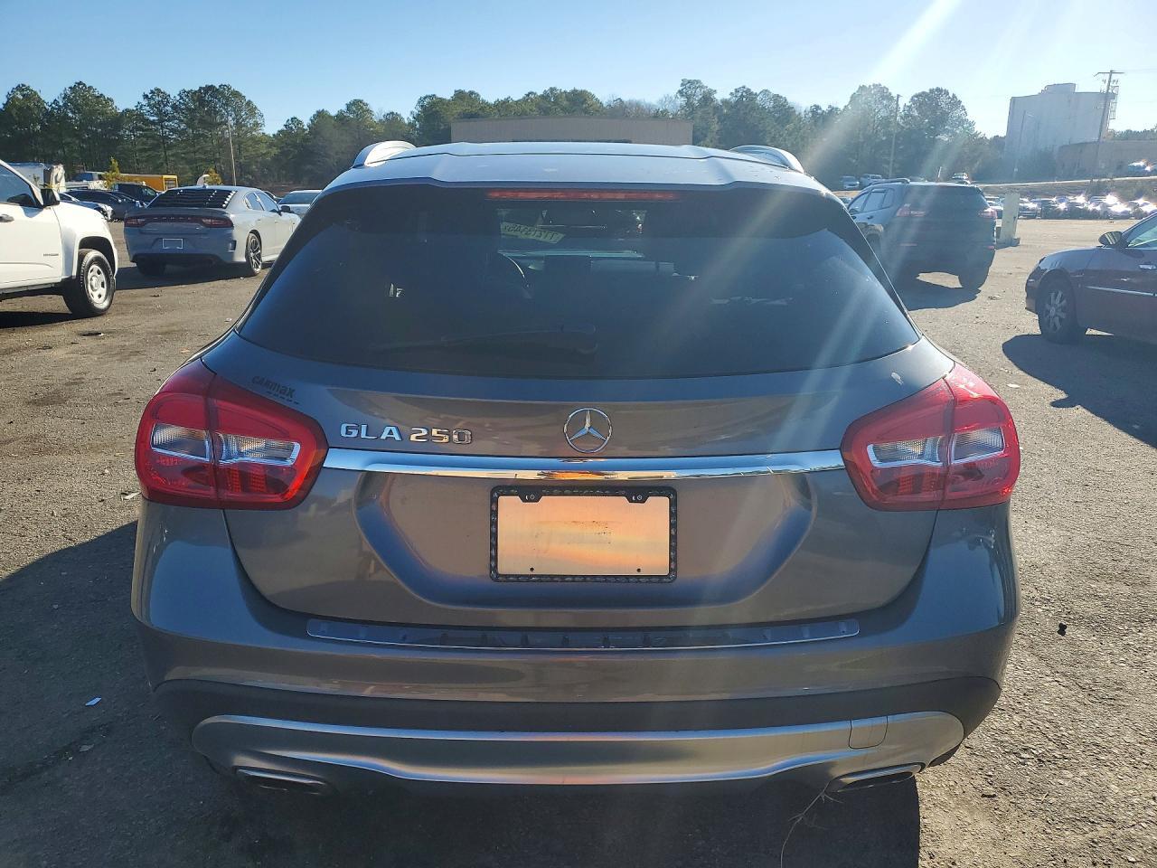 2017 MERCEDES-BENZ GLA-Class