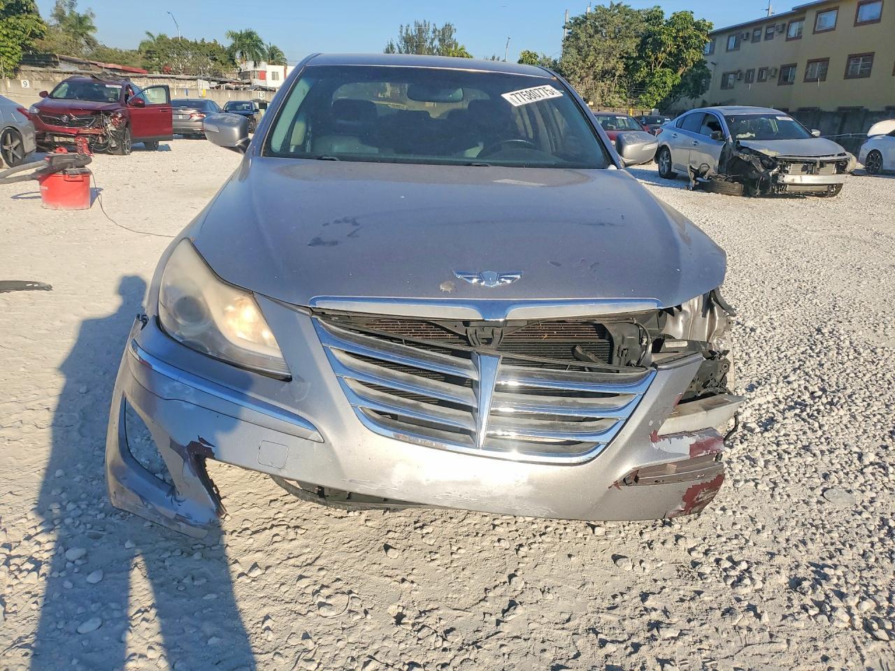 2013 HYUNDAI GENESIS