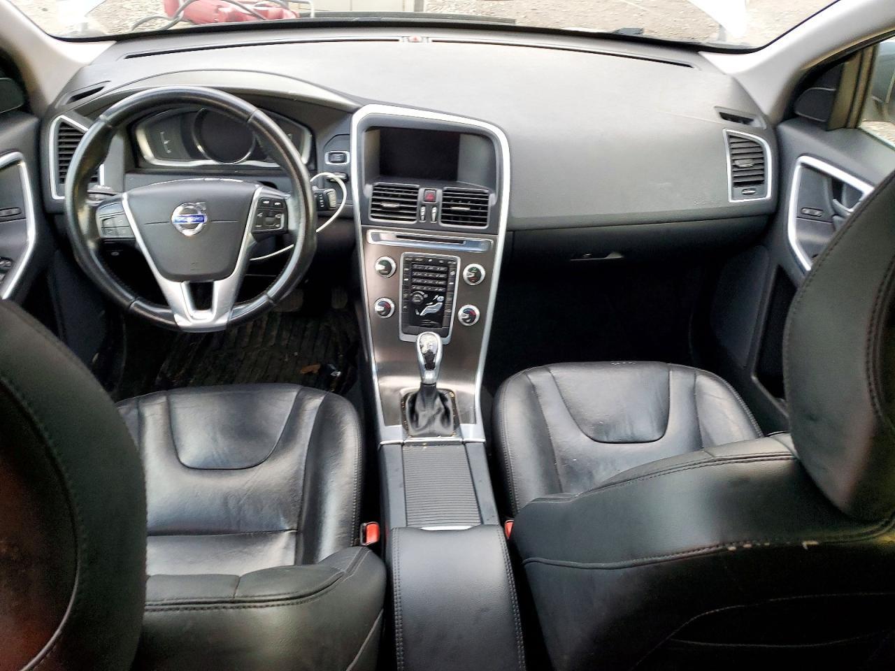 2016 VOLVO XC60
