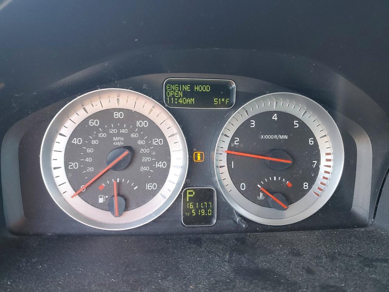 2011 VOLVO C70