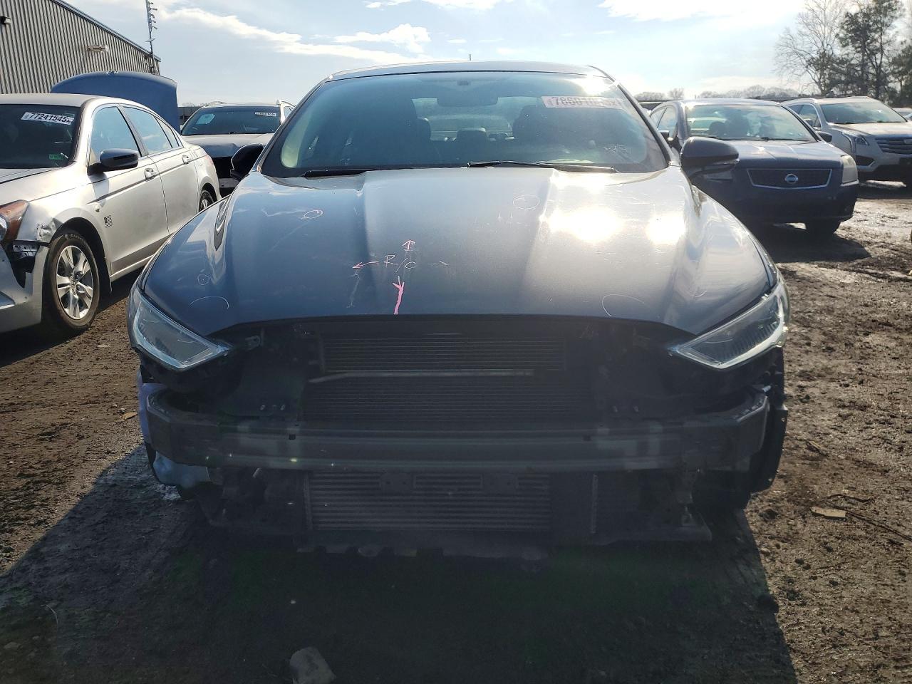 2017 FORD FUSION