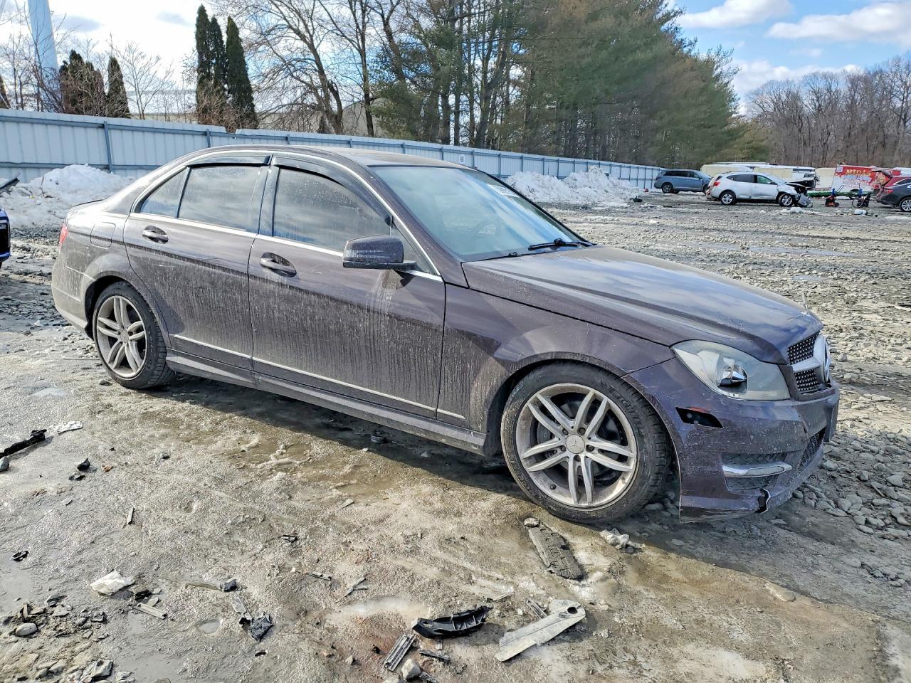 2012 MERCEDES-BENZ C-CLASS