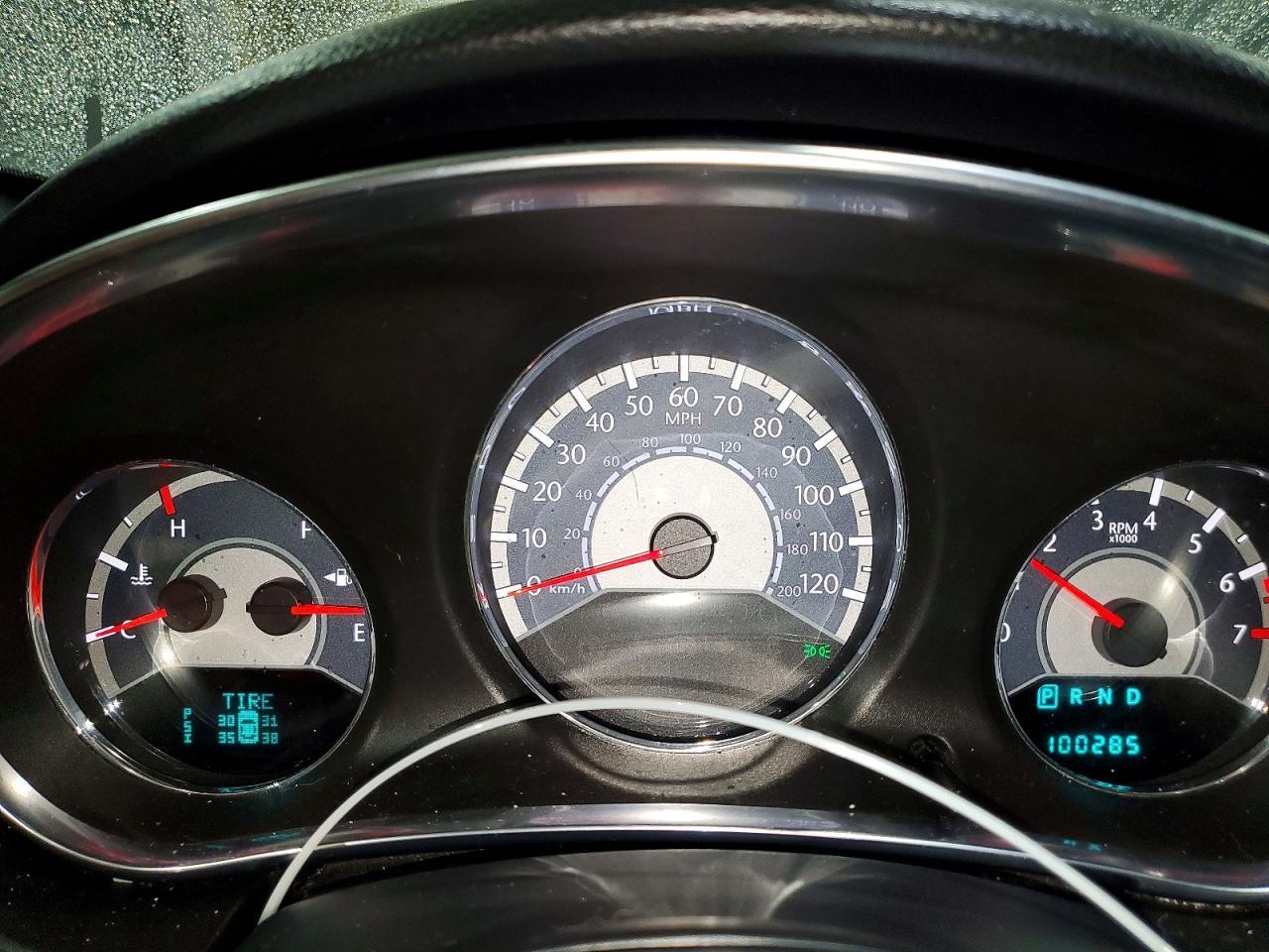 2013 CHRYSLER 200