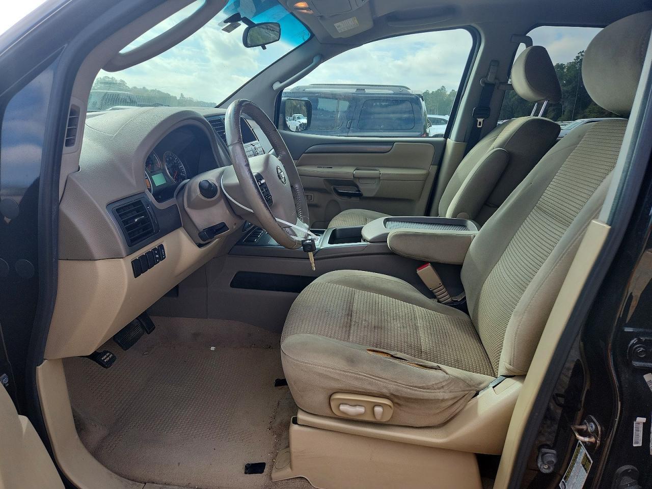 2011 NISSAN Armada