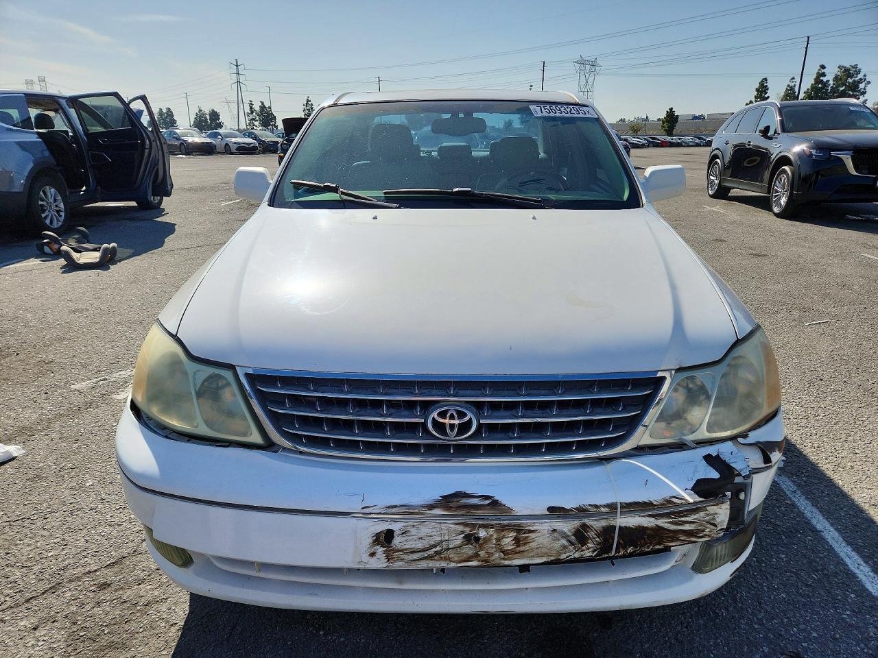 2004 TOYOTA Avalon