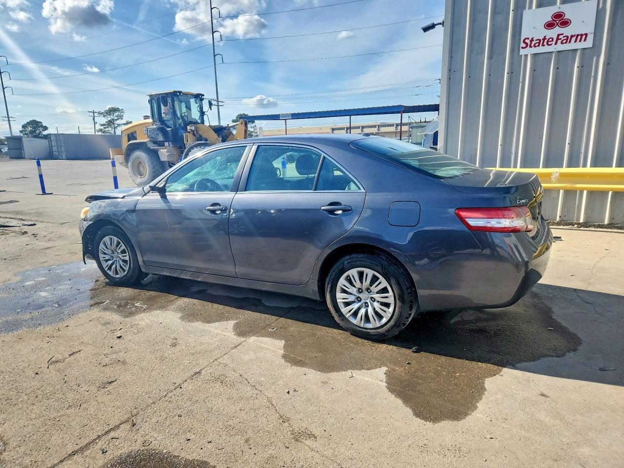 2011 TOYOTA CAMRY
