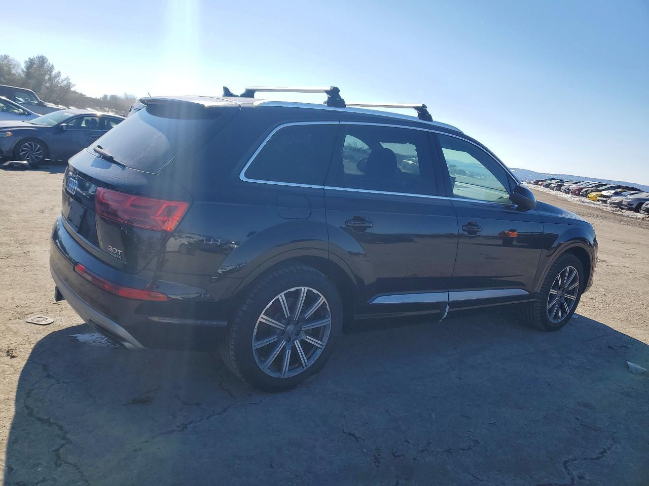 2017 AUDI Q7