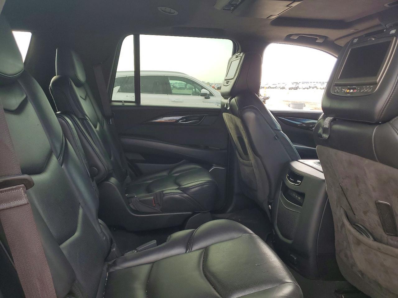 2019 CADILLAC ESCALADE