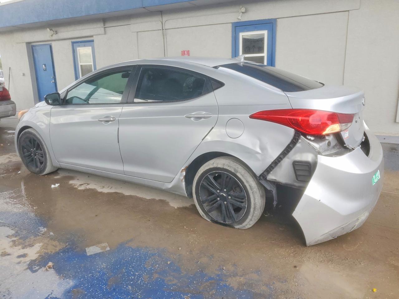 2012 HYUNDAI ELANTRA