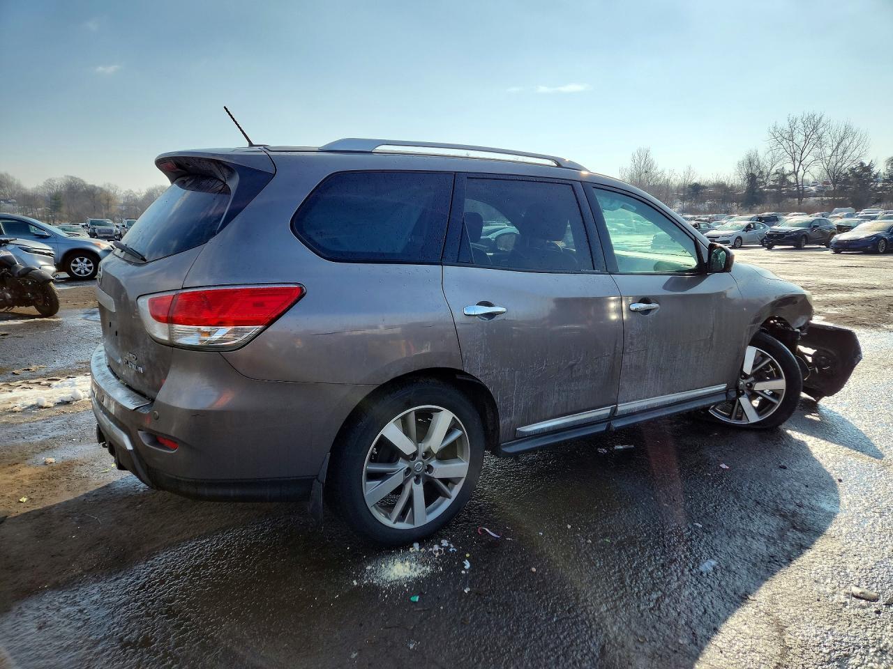2014 NISSAN PATHFINDER