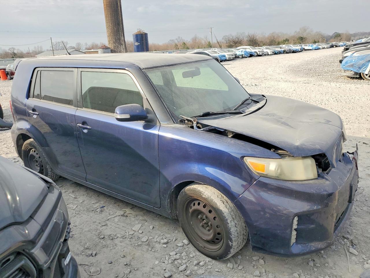2015 TOYOTA SCION