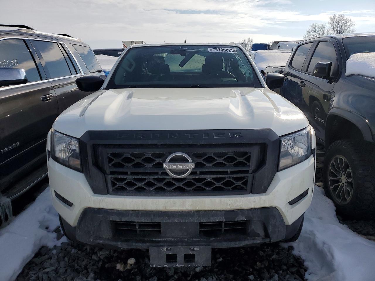 2024 NISSAN Frontier