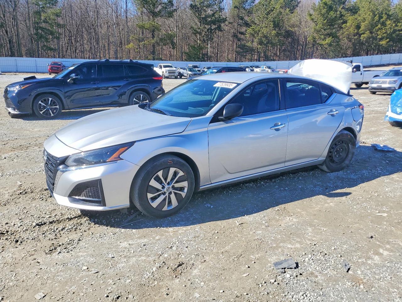 2024 NISSAN ALTIMA