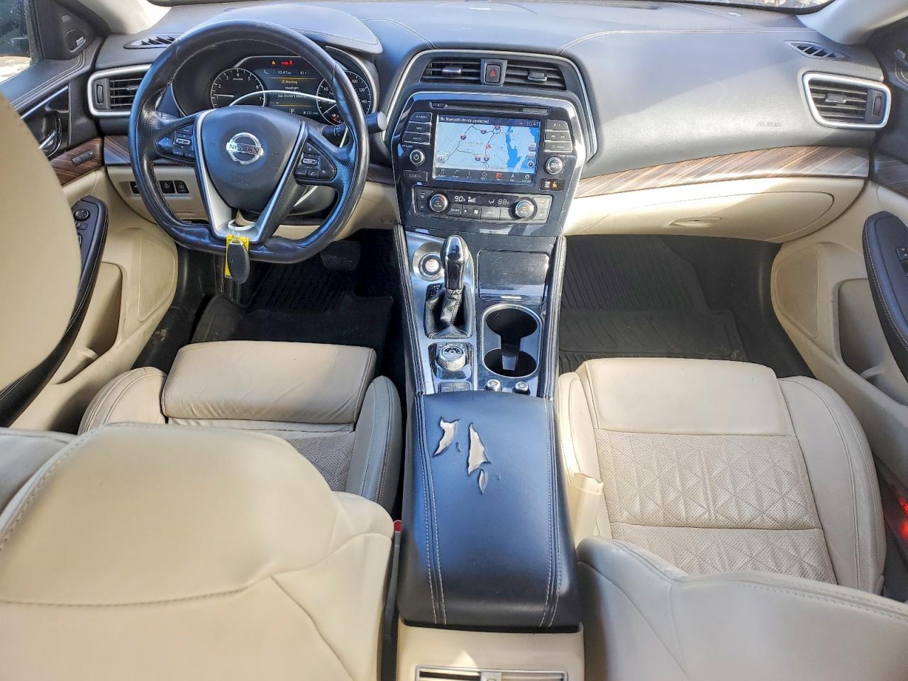 2017 NISSAN Maxima