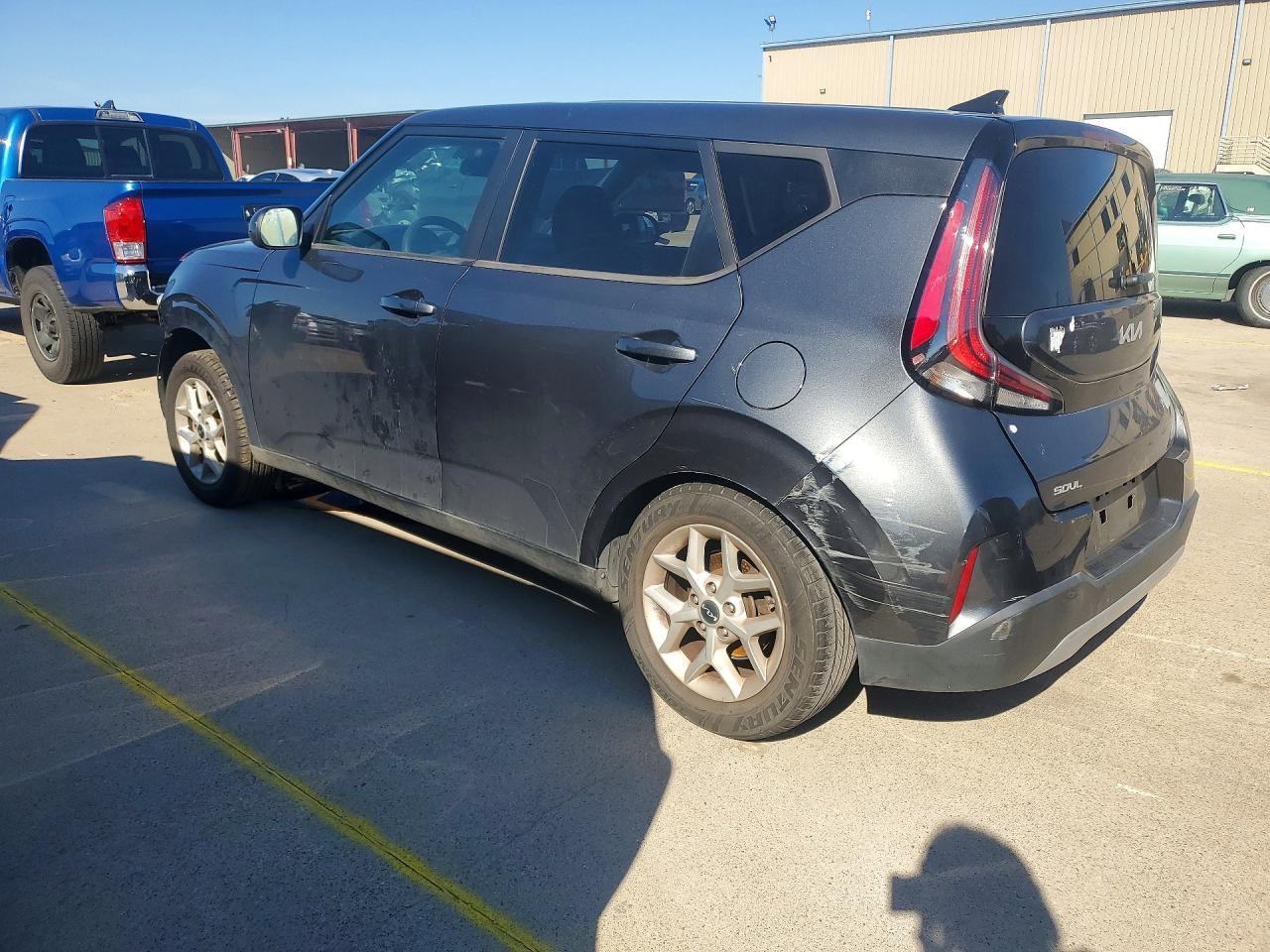 2023 KIA SOUL +