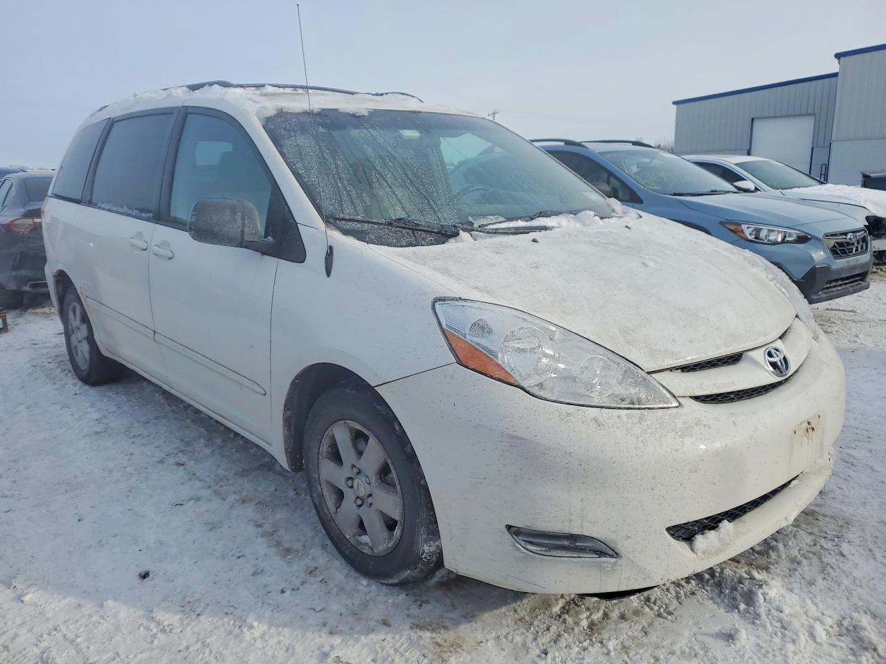 2007 TOYOTA SIENNA