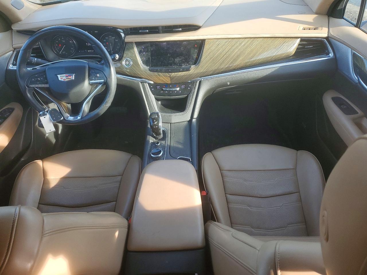 2020 CADILLAC XT6