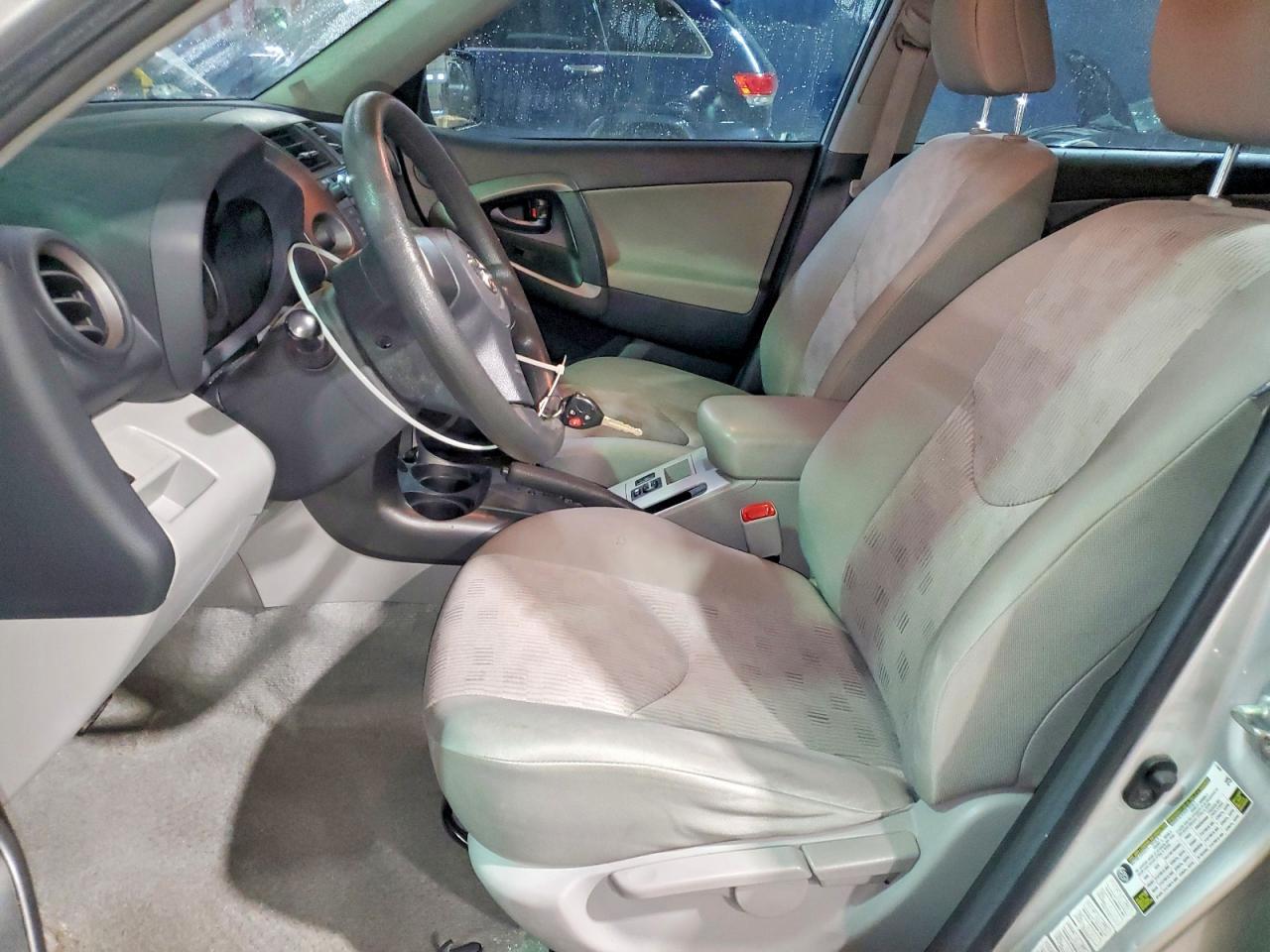 2010 TOYOTA RAV4