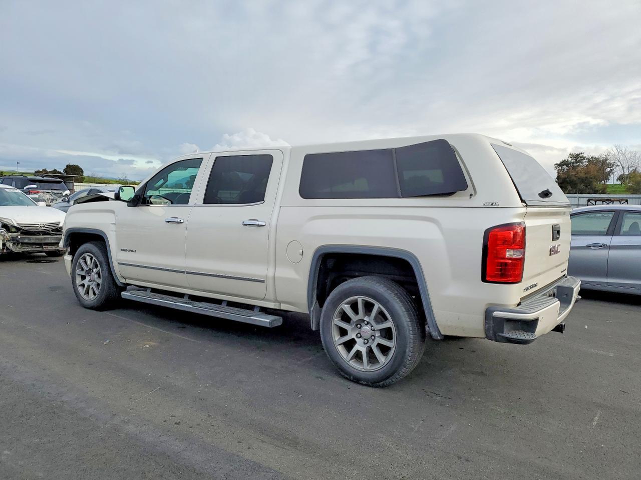 2015 GMC Sierra