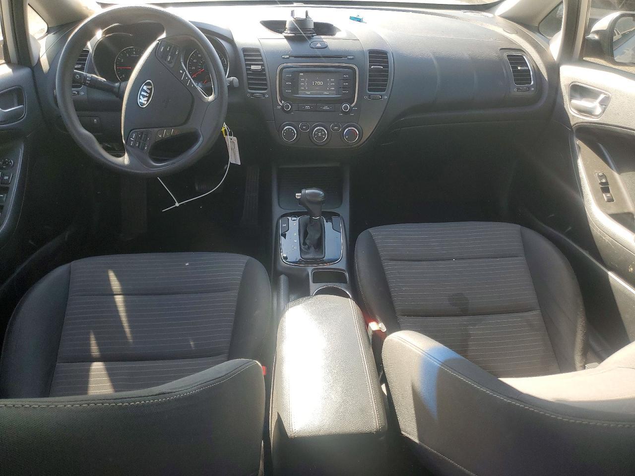 2017 KIA FORTE