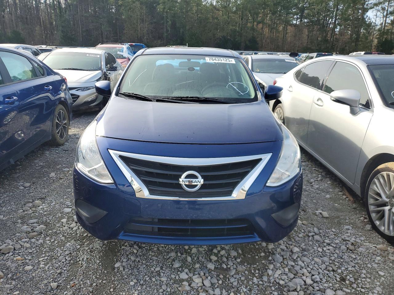 2018 NISSAN VERSA