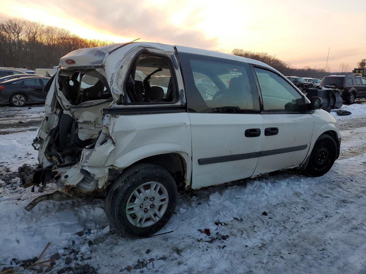 2005 DODGE CARAVAN