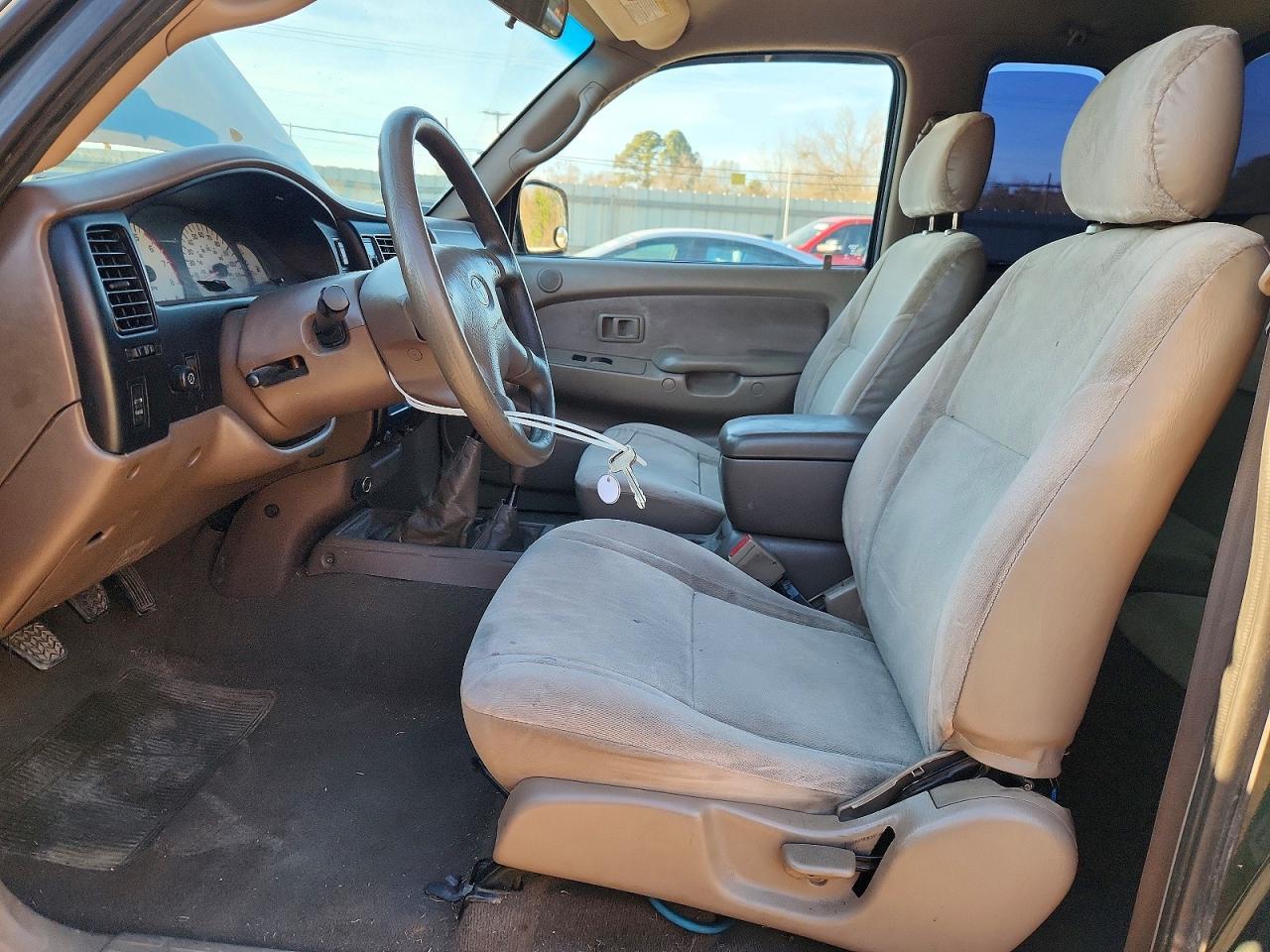 2002 TOYOTA TACOMA