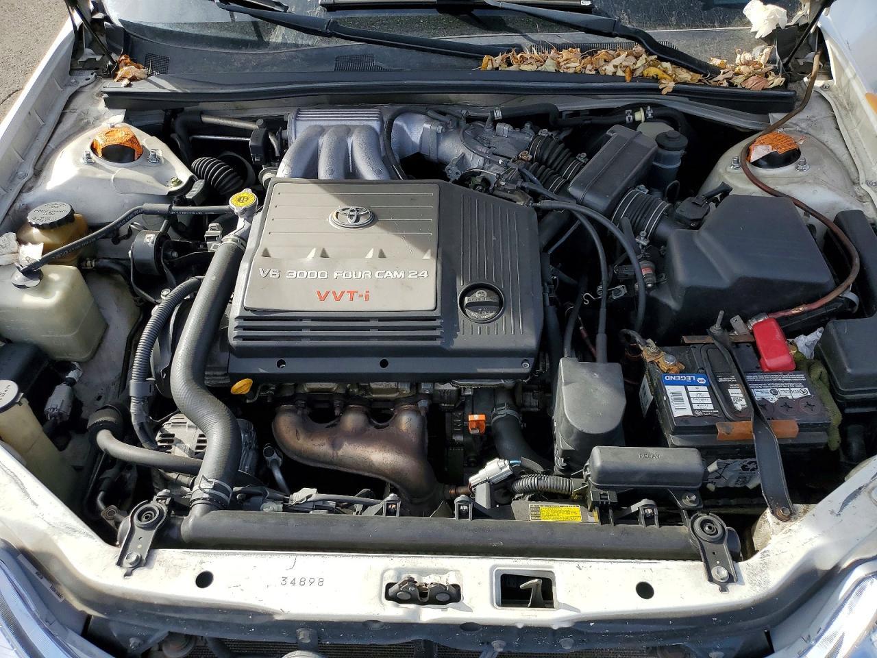2001 TOYOTA Alavon