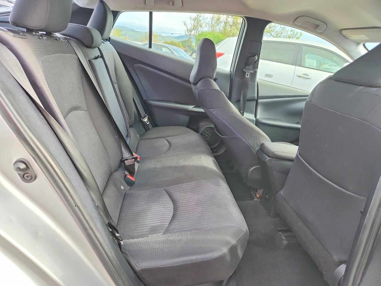 2017 TOYOTA PRIUS