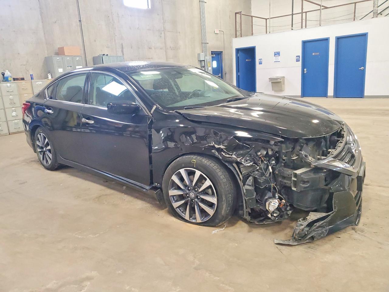 2017 NISSAN ALTIMA
