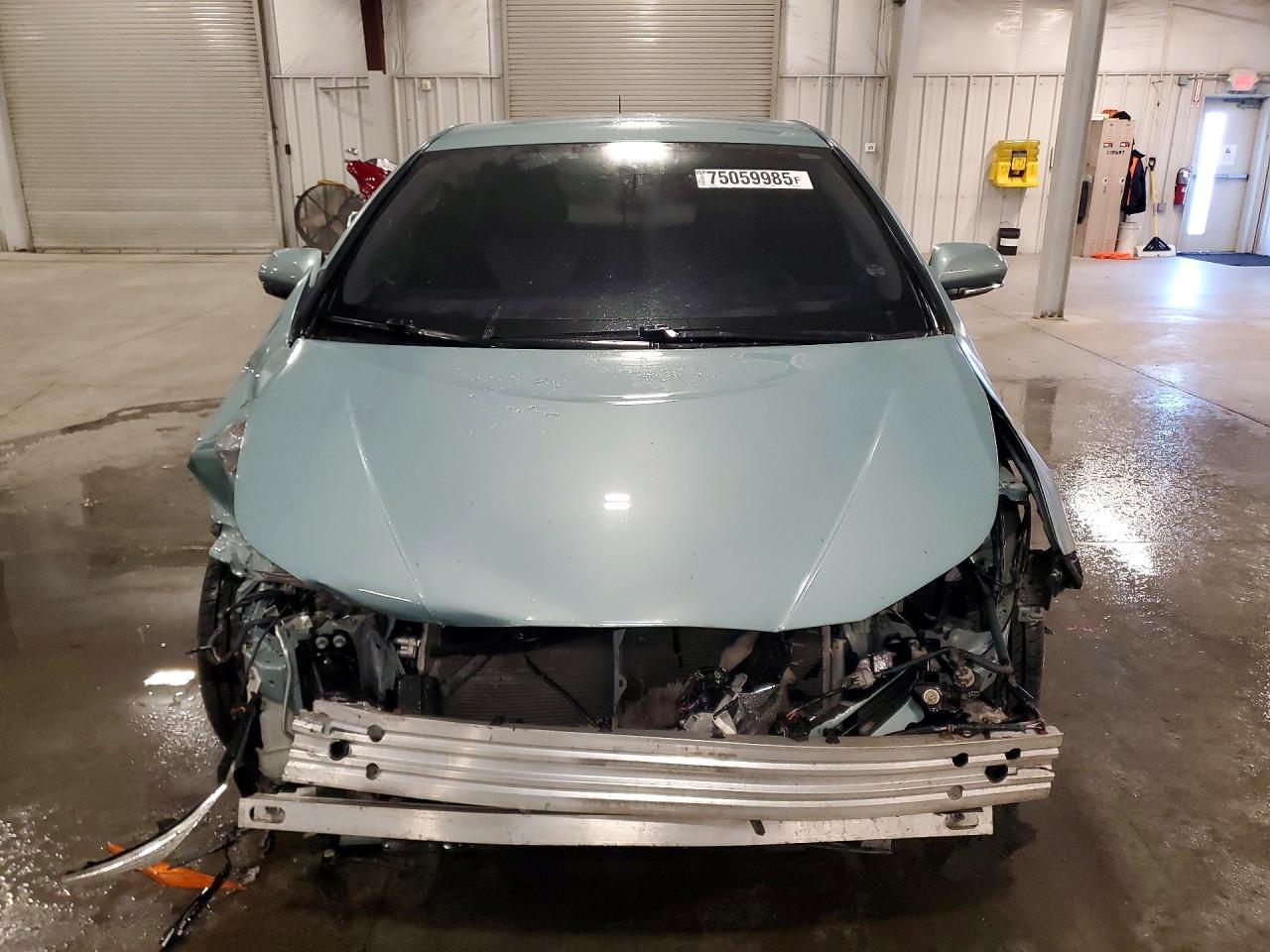 2016 TOYOTA PRIUS